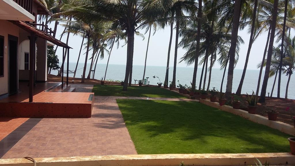 Kanbay Beach Resort Kannur Exterior photo